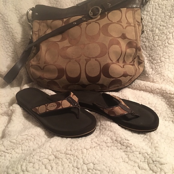 Coach signature tote - Picture 2 of 7